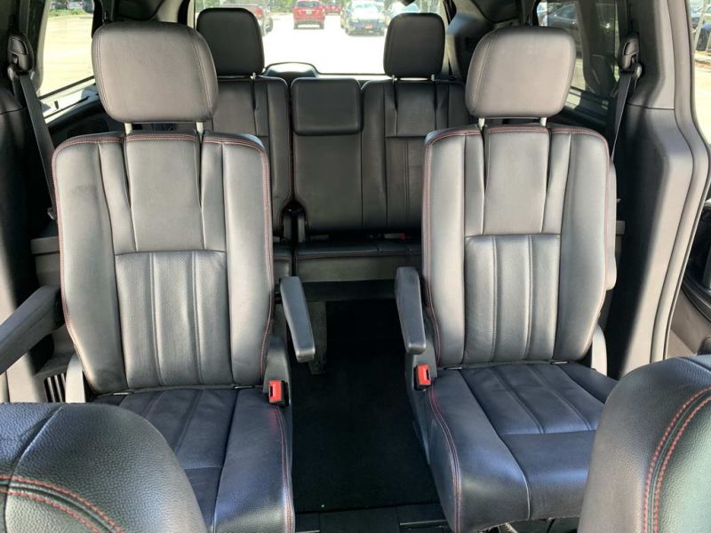 Dodge Grand Caravan GT pic #1318