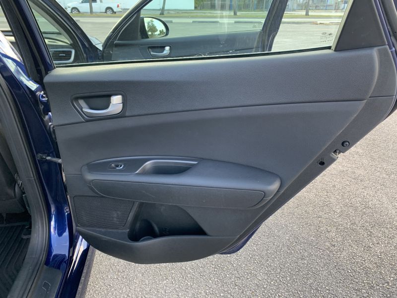 Kia Optima pic #1416