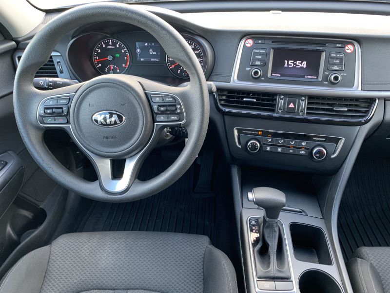 Kia Optima pic #1422