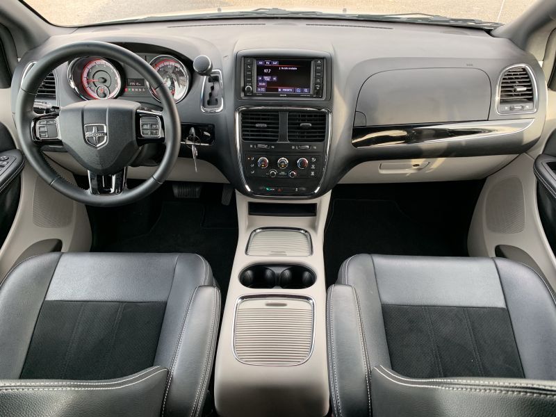 Dodge Grand Caravan pic #1709