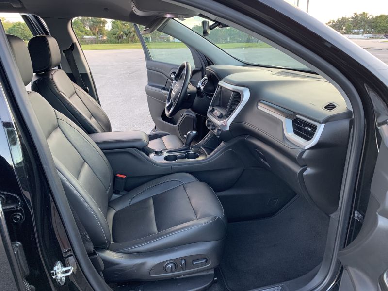 GMC Acadia pic #1810