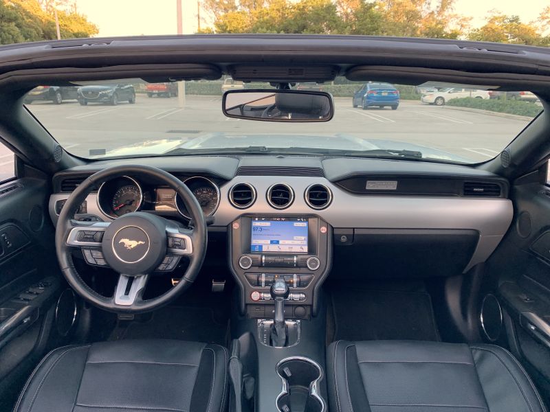 Ford Mustang pic #2026