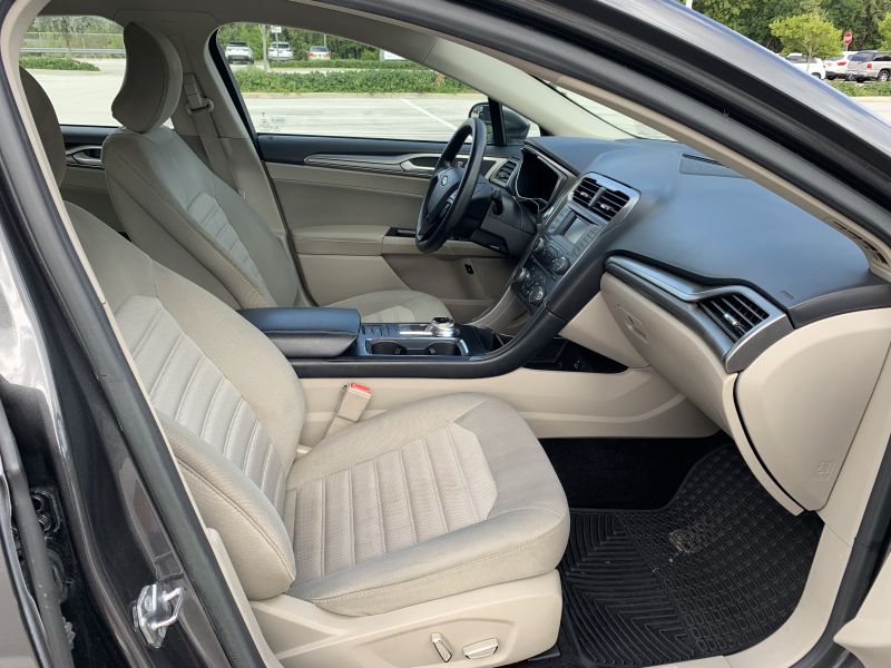 Ford Fusion Hybrid pic #2161