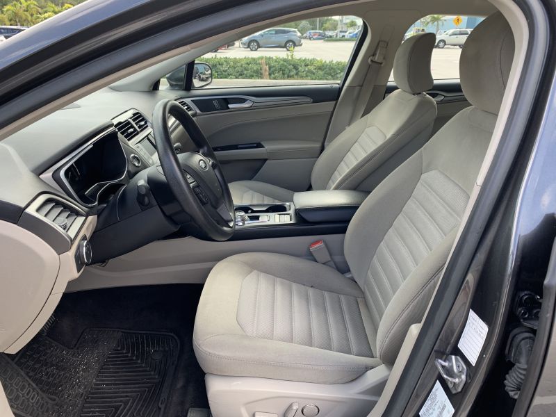 Ford Fusion Hybrid pic #2166