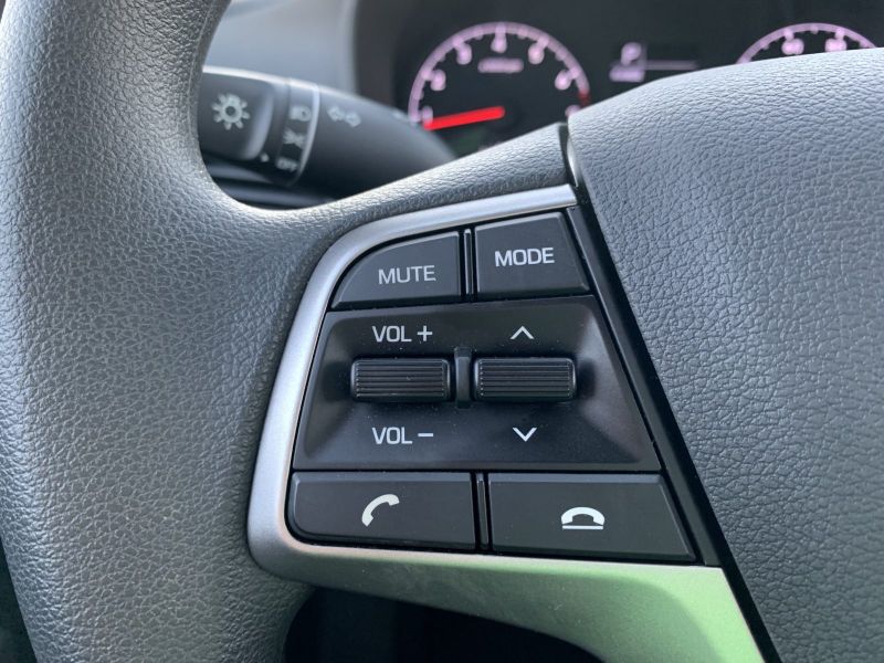 Hyundai Accent pic #222