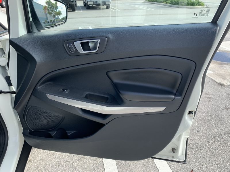 Ford EcoSport pic #2225