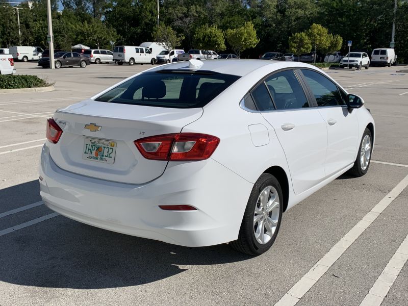 Chevrolet Cruze for rent