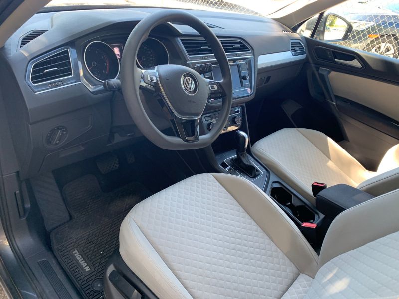 VW Tiguan pic #2685