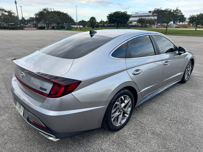 Hyundai Sonata for rent