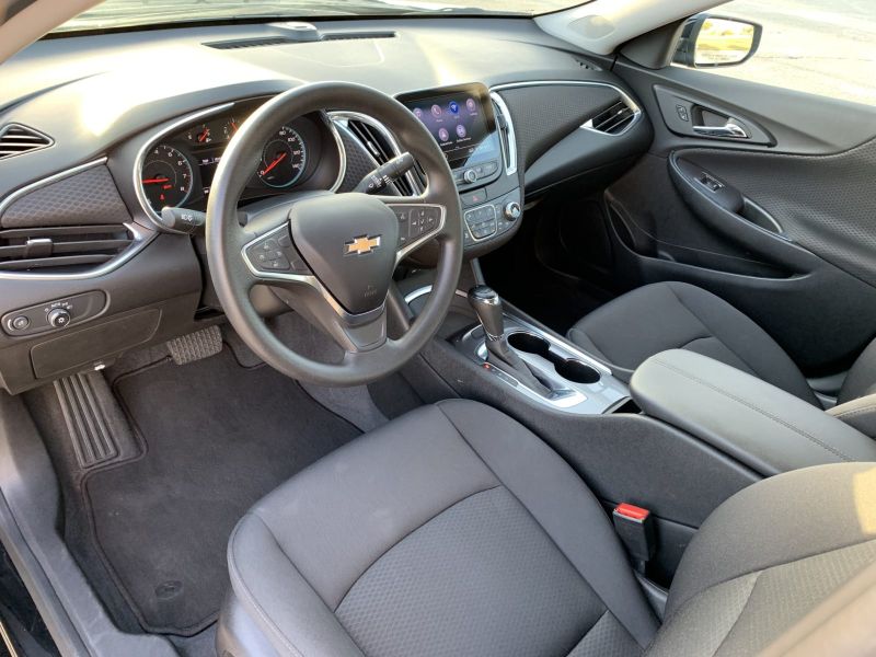 Chevrolet Malibu pic #378