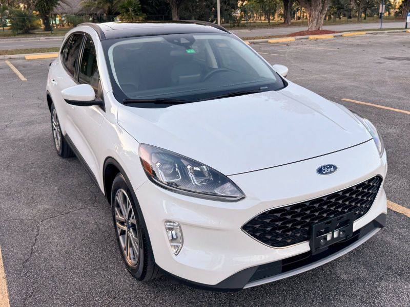 Ford Escape SE for rent