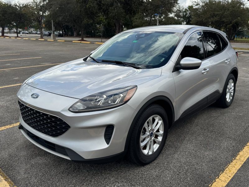 Ford Escape SE long-term rental in Miami, Florida