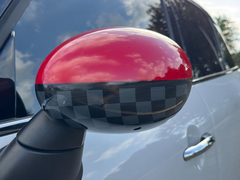 MINI Countryman Plug-In Hybrid pic #4789