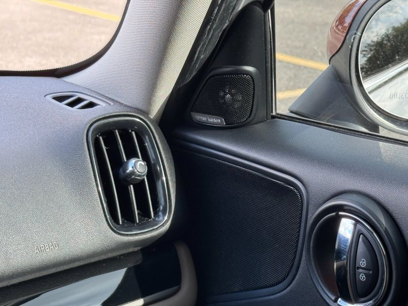 MINI Countryman Plug-In Hybrid pic #4809