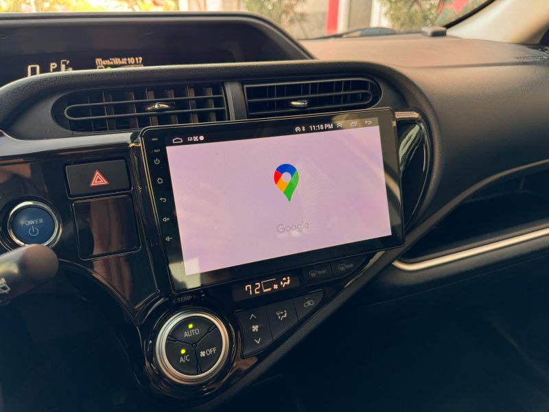 Toyota Prius C Four pic #4961