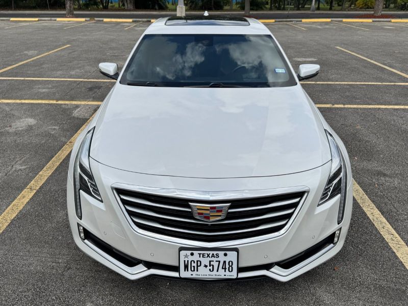 Cadillac CT6 Plug-In Hybrid rental