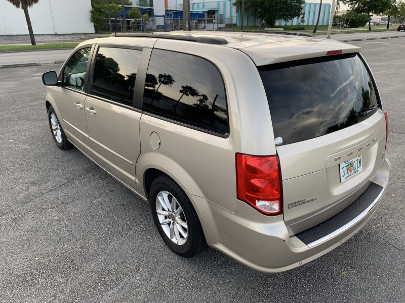 Dodge Grand Caravan pic #497