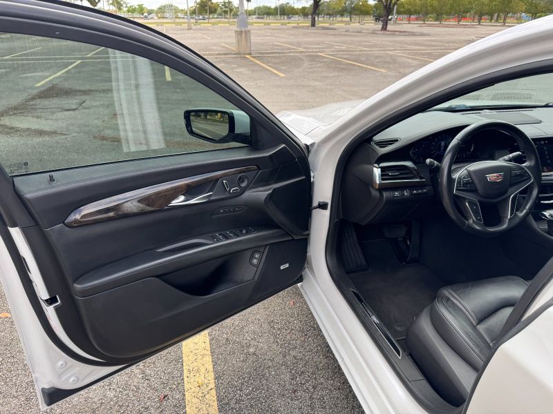 Cadillac CT6 Plug-In Hybrid pic #4983