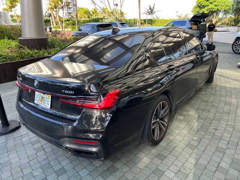 BMW 750i xDrive for rent