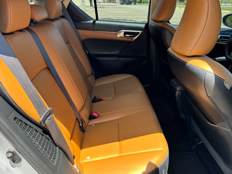 Lexus CT200 Hybrid pic #5318