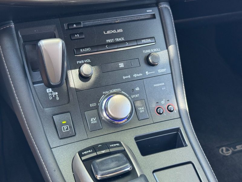 Lexus CT200 Hybrid pic #5327