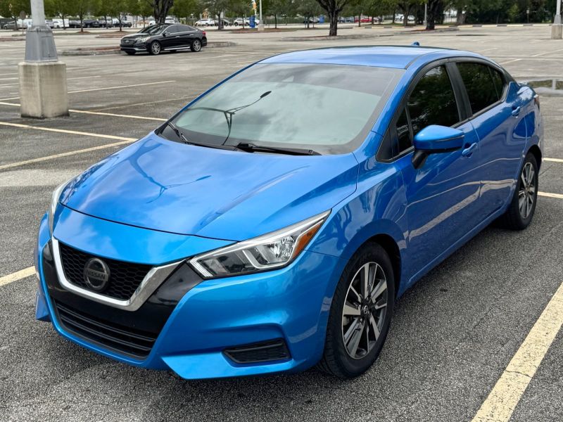 Nissan Versa SV long-term rental in Miami, Florida