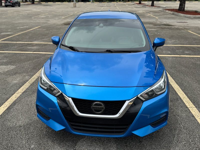 Nissan Versa SV rental