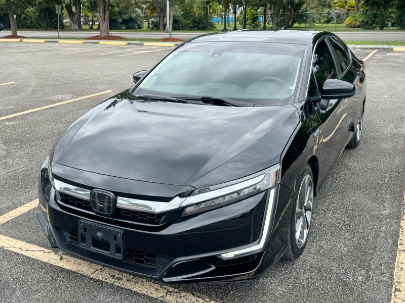 Honda Clarity Plug-In Hybrid long-term rental in Miami, Florida