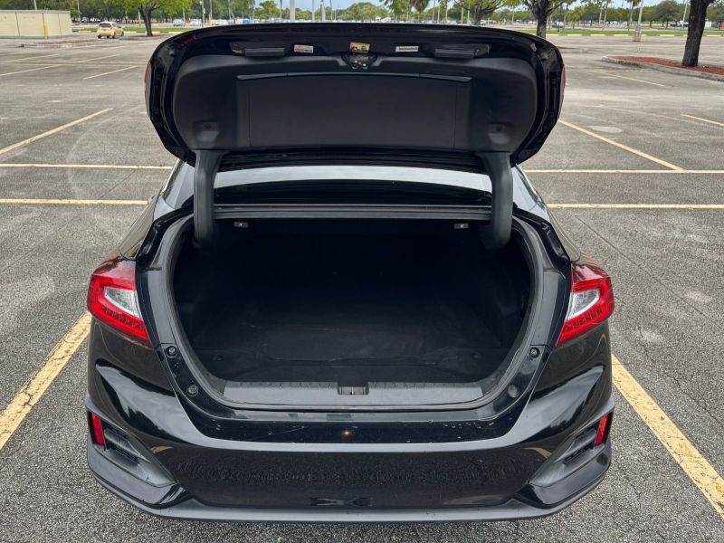 Honda Clarity Plug-In Hybrid pic #5375
