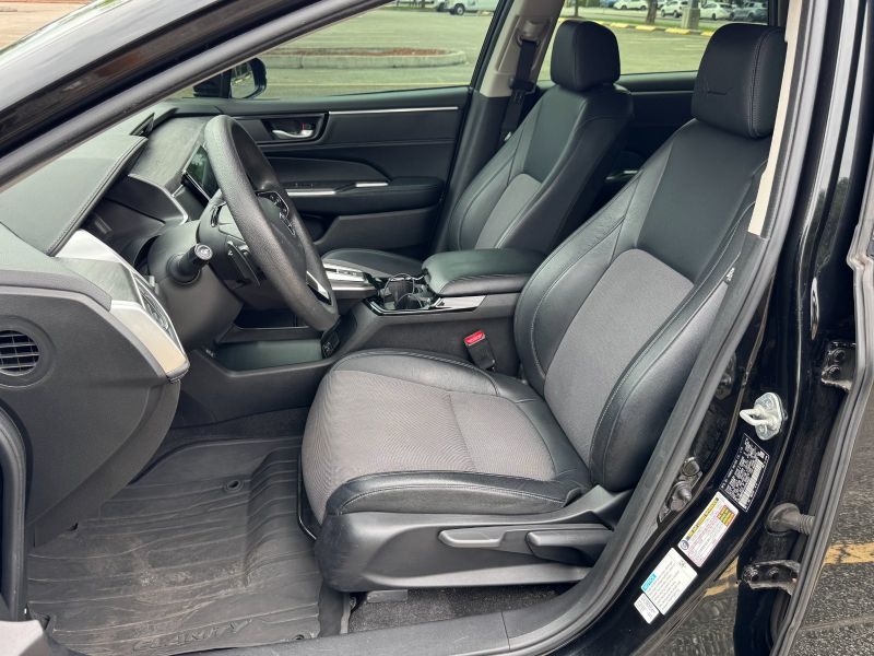 Honda Clarity Plug-In Hybrid pic #5382