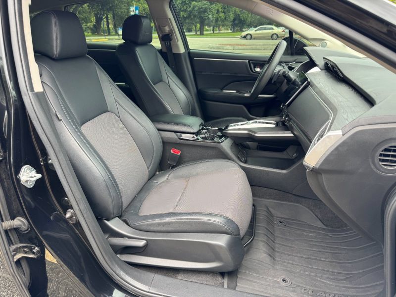 Honda Clarity Plug-In Hybrid pic #5388