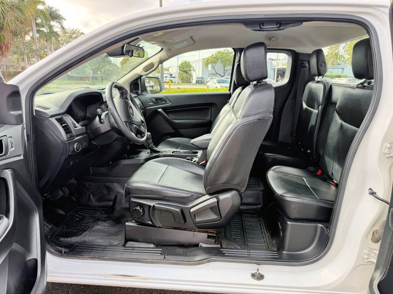 Ford Ranger XL Ext Cab pic #5553