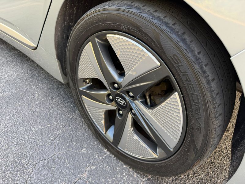 Hyundai Ioniq Hybrid  pic #5604