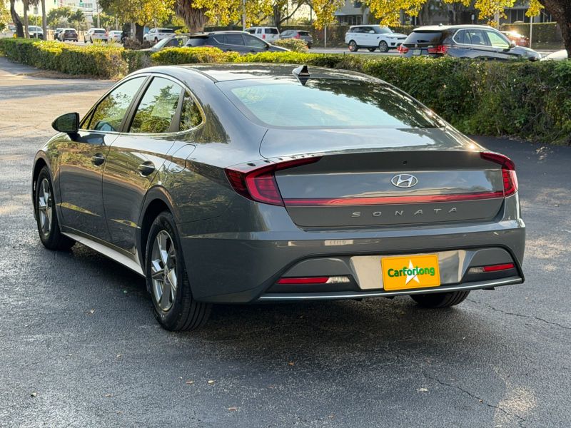 Hyundai Sonata pic #5770