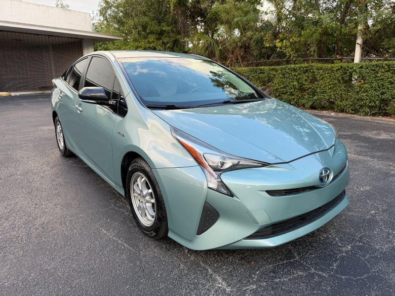 Toyota Prius Four rental