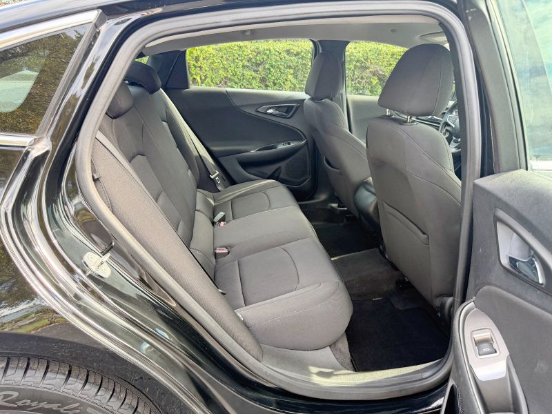 Chevrolet Malibu pic #5981