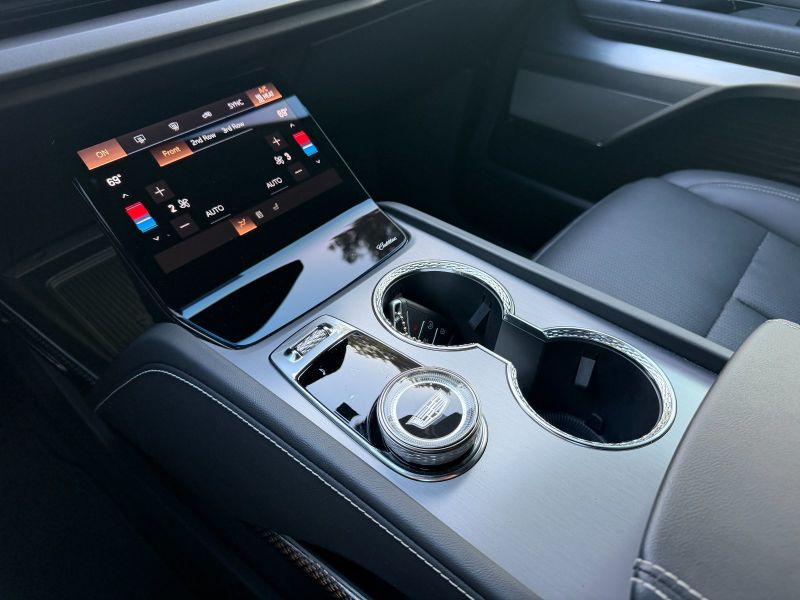 Cadillac Vistiq 900 e4 pic #6089