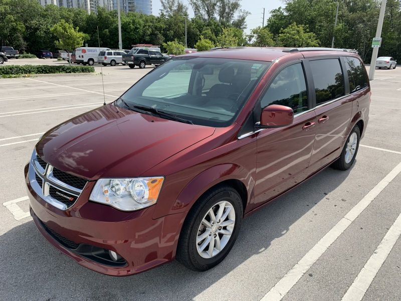 Dodge Grand Caravan long-term rental in Miami, Florida