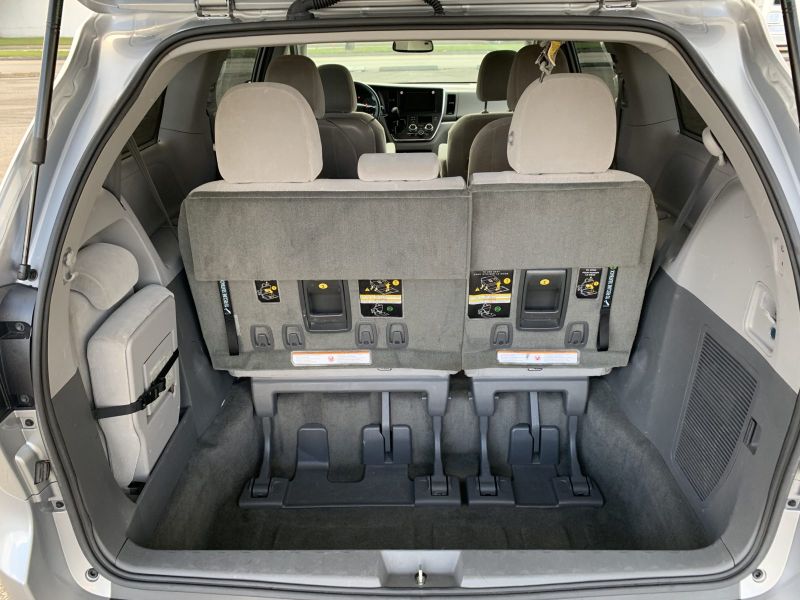 Toyota Sienna pic #767