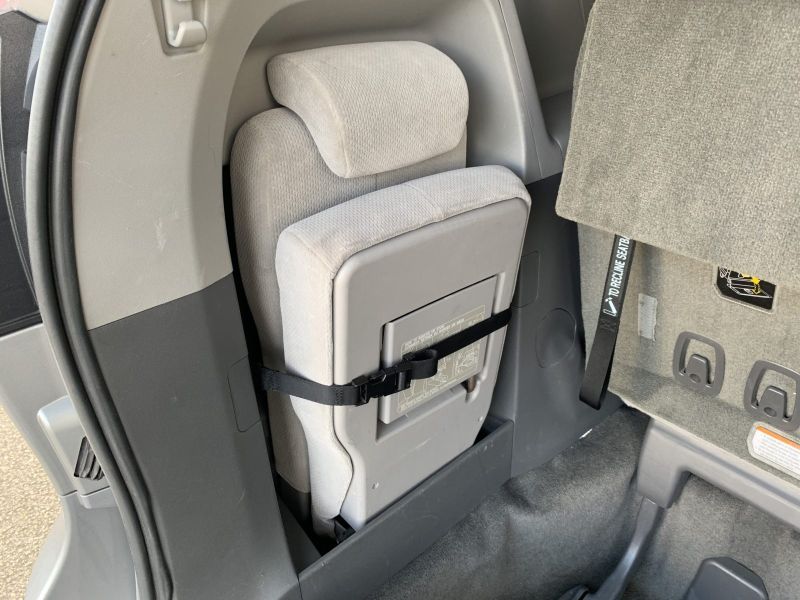 Toyota Sienna pic #769