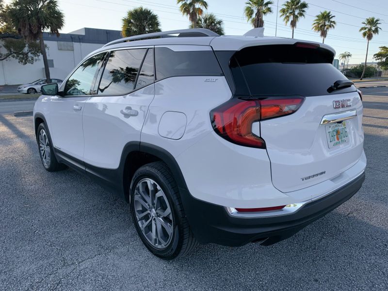 GMC Terrain for hire