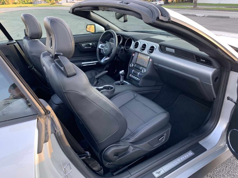 Ford Mustang pic #845