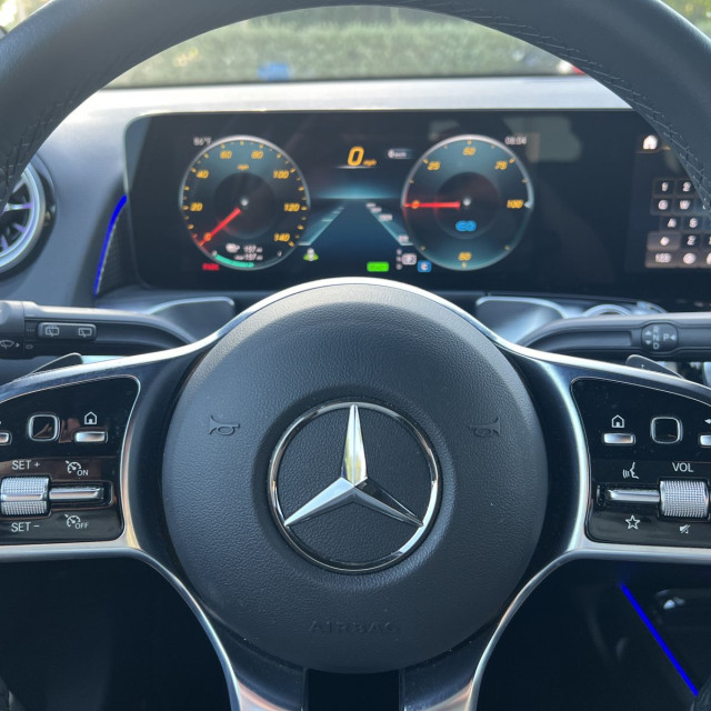 mercedes rental miami airport