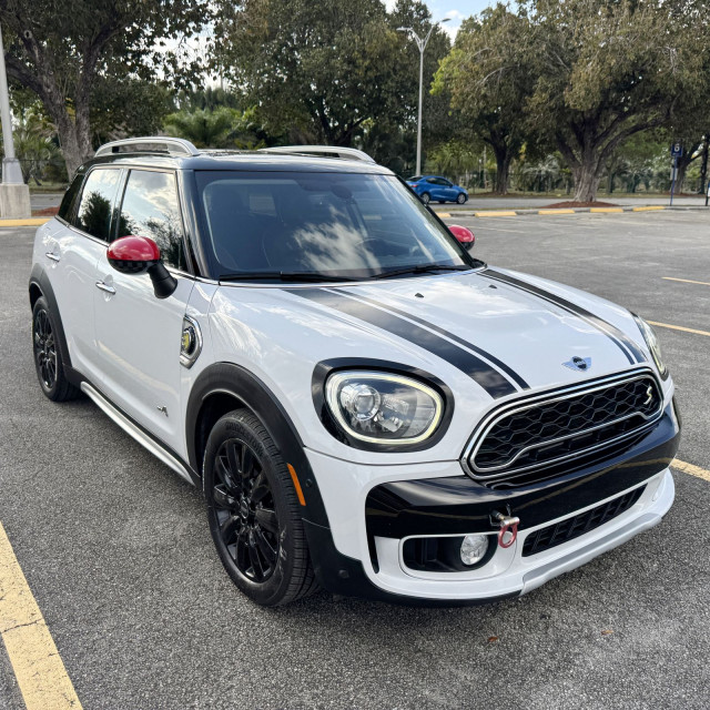 mini car hire miami